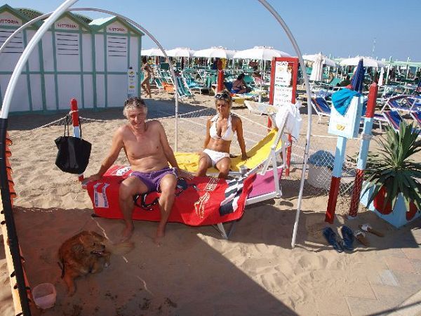 La Spiaggia delle Donne Bagni 97 Adolfo - foto 11445.jpg