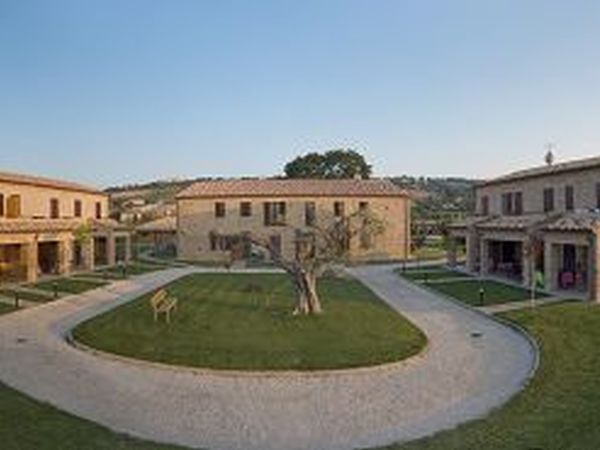 Casale Torrenova al Conero - foto 22222.jpg