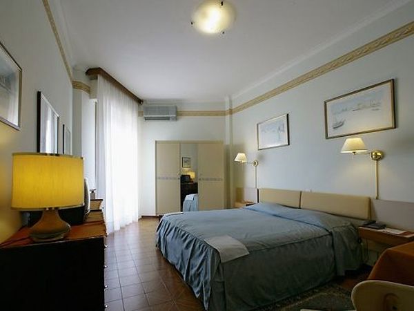 Hotel Universo - foto 22487.jpg