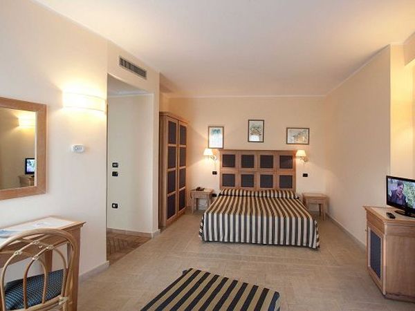 Baia degli Dei - foto 23436.jpg