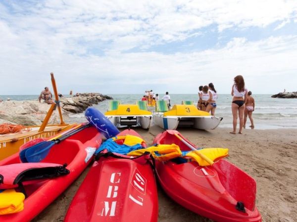 Cooperativa Bagnini Misano - Bagni 28-29-30 - foto 24823.jpg