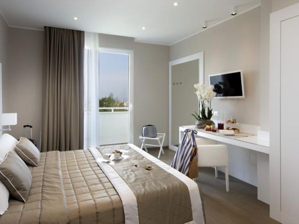 Hotel Biancamano Rimini - foto 28591.jpg