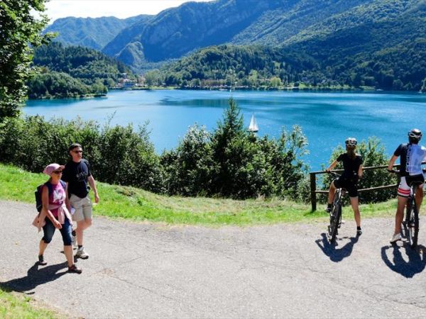Spiaggia per Cani al Lago di Ledro - foto 32223.jpg