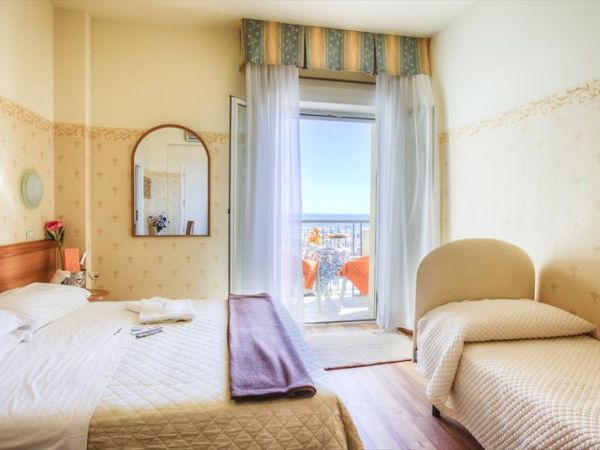 Hotel San Francisco Spiaggia - foto 36326.jpg