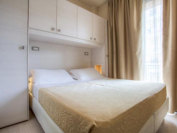 Ferretti Beach Hotel - foto 40947.jpg