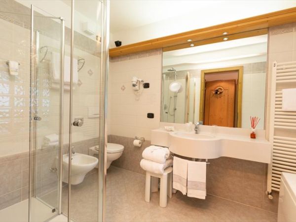 Hotel Flora - foto 44499.jpg