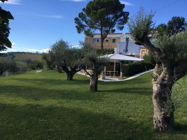 Villa Renzo e Villa Milli - foto 44856.jpg
