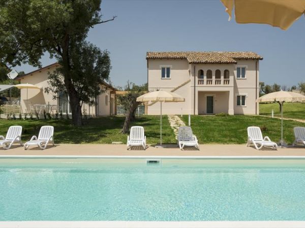 Villa Renzo e Villa Milli - foto 46142.jpg