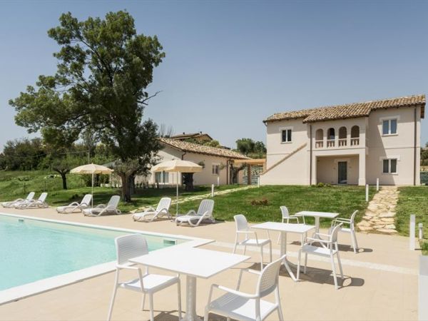 Villa Renzo e Villa Milli - foto 46145.jpg