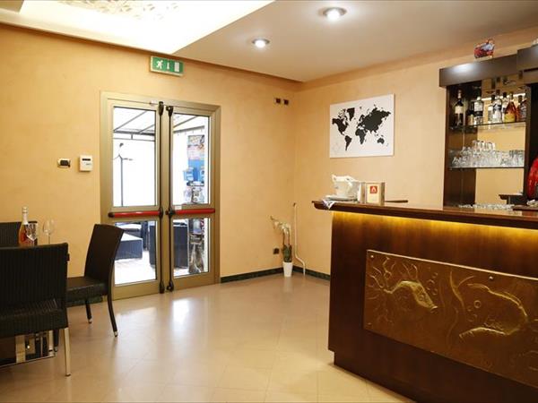 Hotel MANOLA *** - foto 49498.jpg