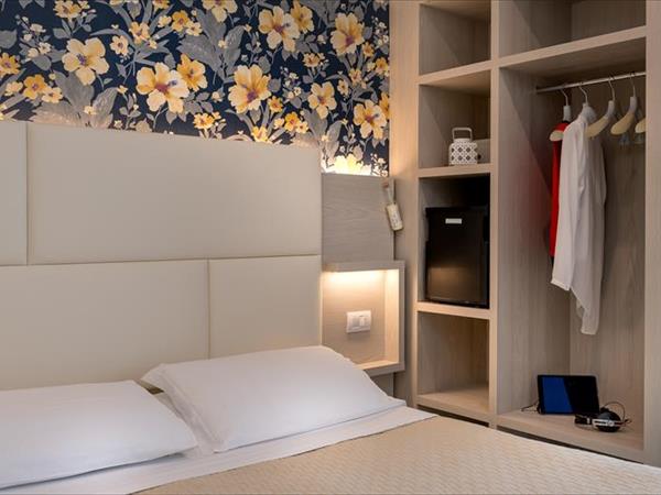 Hotel Corona - foto 50356.jpg