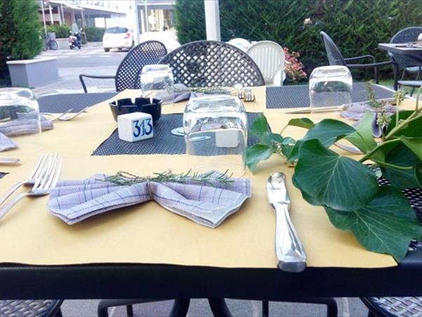 Hotel Corona - foto 50360.jpg