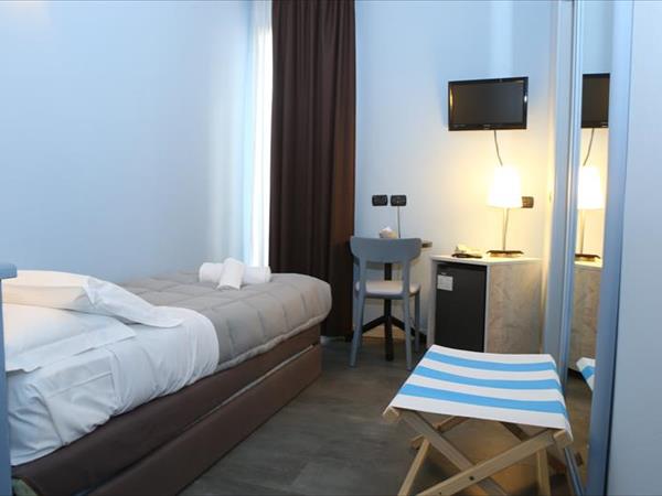 Hotel Corallo Rimini - foto 51372.jpg