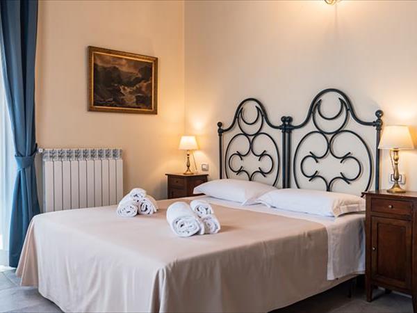 Palazzo dei Pavoni - foto 53872.jpg