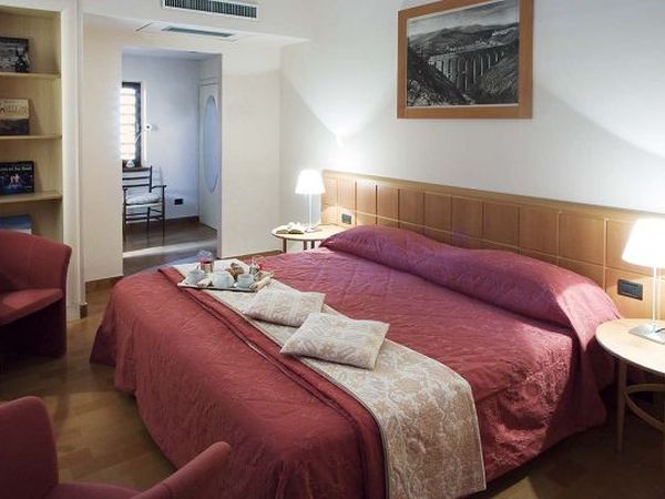 Hotel dei Duchi  - foto 7130.jpg