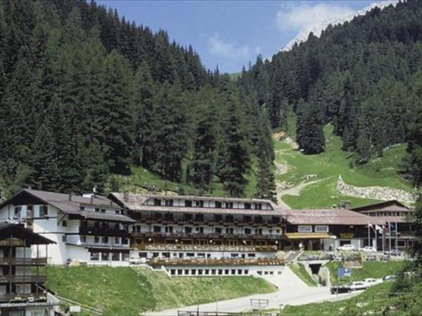 Sport Hotel Pampeago