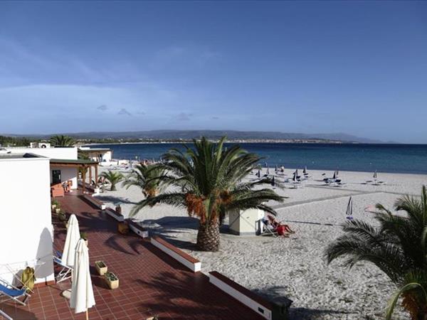 Vel Mar - Rooms on the Beach