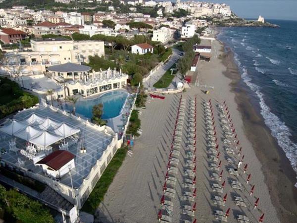 Grand Hotel La Playa