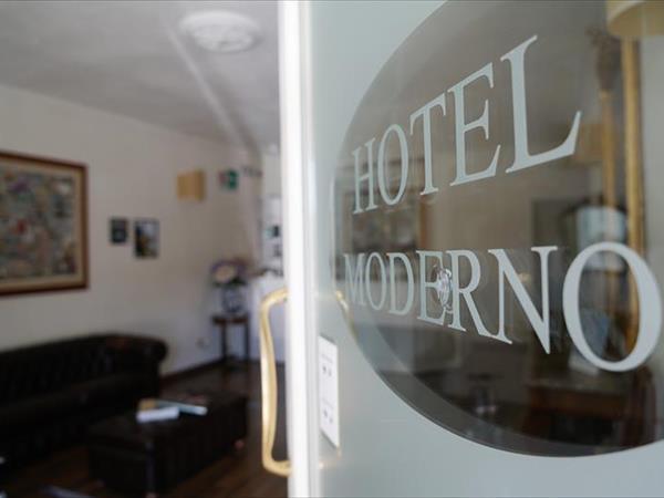 Albergo Moderno